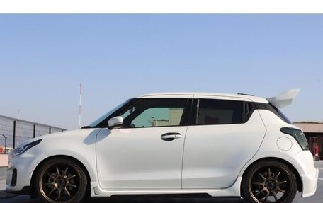 Suzuki Swift V, 2022 год, 1 210 000 рублей, 5 фотография