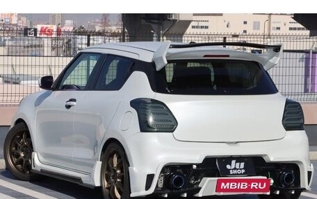Suzuki Swift V, 2022 год, 1 210 000 рублей, 8 фотография