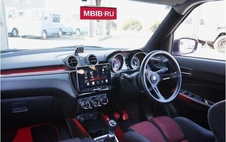 Suzuki Swift V, 2022 год, 1 210 000 рублей, 12 фотография