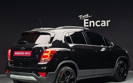 Chevrolet Trax, 2022 год, 1 050 000 рублей, 2 фотография