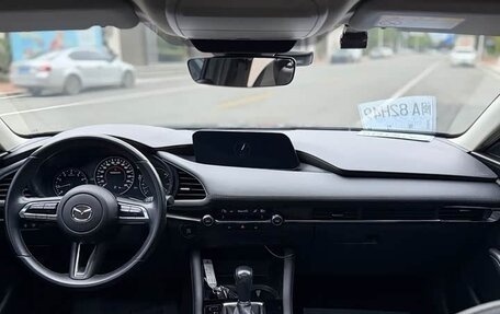 Mazda 3, 2022 год, 1 650 000 рублей, 12 фотография