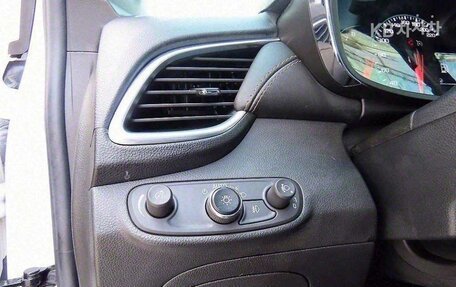 Chevrolet Trax, 2022 год, 1 260 000 рублей, 15 фотография