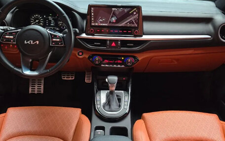 KIA K3, 2023 год, 1 640 000 рублей, 6 фотография