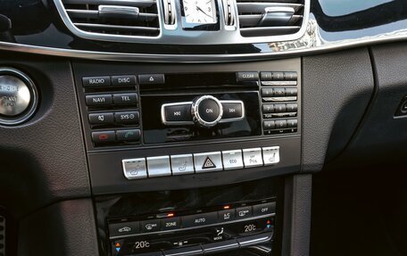 Mercedes-Benz E-Класс, 2013 год, 2 450 000 рублей, 15 фотография