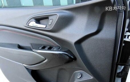 Chevrolet Trax, 2023 год, 1 710 000 рублей, 13 фотография