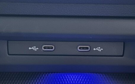 Volkswagen Golf VIII, 2023 год, 1 650 000 рублей, 19 фотография