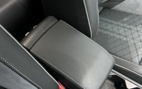 Volkswagen Golf VIII, 2023 год, 1 650 000 рублей, 23 фотография