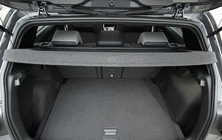 Volkswagen Golf VIII, 2023 год, 1 650 000 рублей, 28 фотография