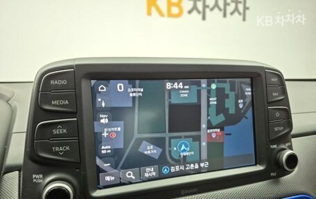 Hyundai Kona I, 2022 год, 1 760 000 рублей, 10 фотография