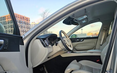 Volvo XC60 II, 2021 год, 4 000 000 рублей, 6 фотография