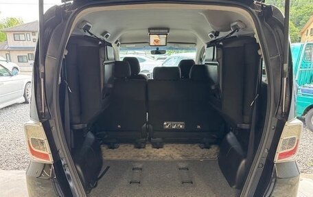 Honda Freed I, 2012 год, 783 000 рублей, 25 фотография