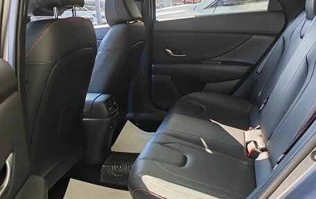 Hyundai Elantra, 2022 год, 1 365 000 рублей, 13 фотография