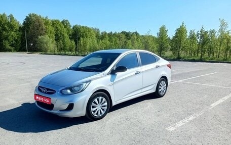 Hyundai Solaris II рестайлинг, 2013 год, 750 000 рублей, 1 фотография