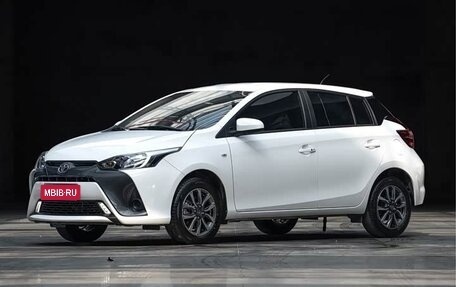 Toyota Yaris XP150 рестайлинг, 2023 год, 1 199 000 рублей, 1 фотография