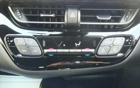 Toyota C-HR I рестайлинг, 2022 год, 1 433 069 рублей, 11 фотография