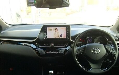 Toyota C-HR I рестайлинг, 2022 год, 1 433 069 рублей, 9 фотография