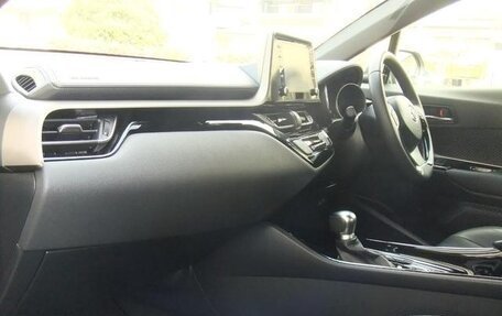 Toyota C-HR I рестайлинг, 2022 год, 1 433 069 рублей, 17 фотография