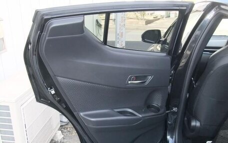 Toyota C-HR I рестайлинг, 2022 год, 1 433 069 рублей, 22 фотография