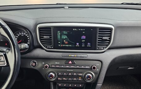 KIA Sportage IV рестайлинг, 2021 год, 1 700 000 рублей, 15 фотография