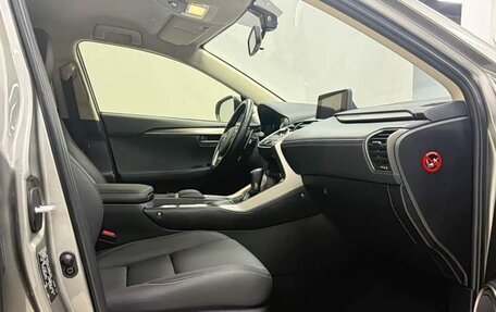 Lexus NX I, 2021 год, 3 320 000 рублей, 19 фотография