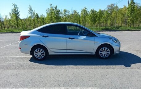 Hyundai Solaris II рестайлинг, 2013 год, 750 000 рублей, 5 фотография