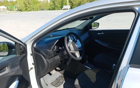 Hyundai Solaris II рестайлинг, 2013 год, 750 000 рублей, 9 фотография