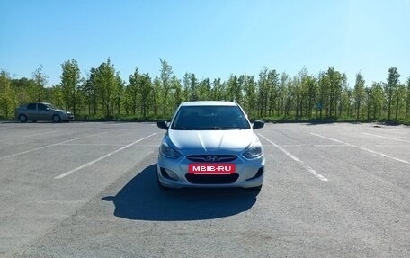 Hyundai Solaris II рестайлинг, 2013 год, 750 000 рублей, 6 фотография