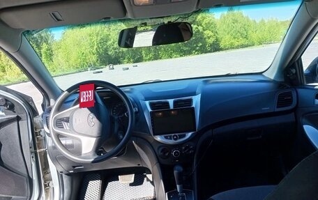 Hyundai Solaris II рестайлинг, 2013 год, 750 000 рублей, 8 фотография