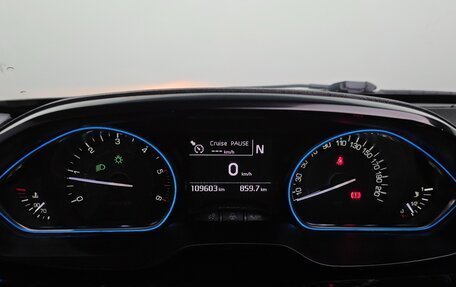 Peugeot 2008 II, 2018 год, 1 290 000 рублей, 8 фотография