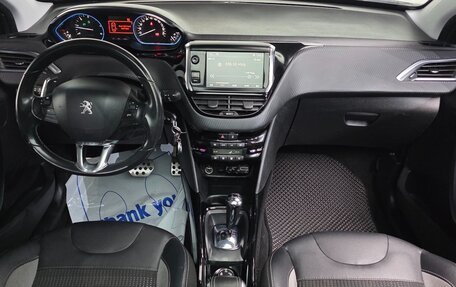 Peugeot 2008 II, 2018 год, 1 290 000 рублей, 7 фотография