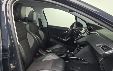 Peugeot 2008 II, 2018 год, 1 290 000 рублей, 10 фотография