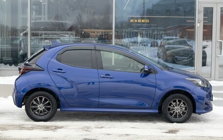 Toyota Yaris, 2020 год, 1 350 000 рублей, 4 фотография