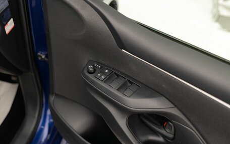 Toyota Yaris, 2020 год, 1 350 000 рублей, 16 фотография