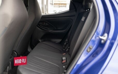 Toyota Yaris, 2020 год, 1 350 000 рублей, 17 фотография