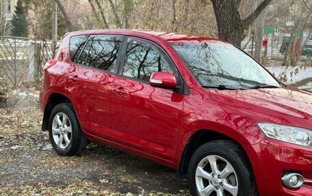 Toyota RAV4, 2011 год, 1 570 000 рублей, 4 фотография