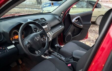 Toyota RAV4, 2011 год, 1 570 000 рублей, 21 фотография