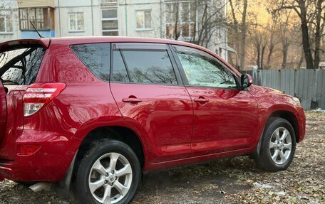 Toyota RAV4, 2011 год, 1 570 000 рублей, 13 фотография