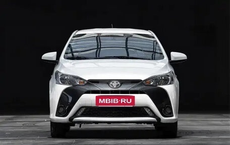 Toyota Yaris XP150 рестайлинг, 2023 год, 1 199 000 рублей, 2 фотография