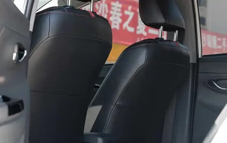 Toyota Yaris XP150 рестайлинг, 2023 год, 1 199 000 рублей, 16 фотография