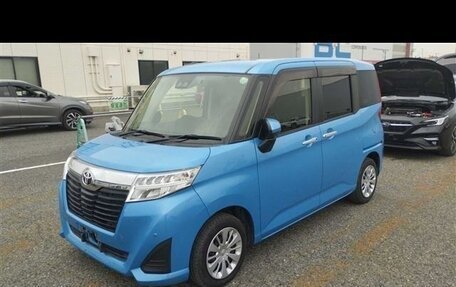 Toyota Roomy I, 2018 год, 850 000 рублей, 2 фотография