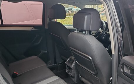 Volkswagen Tiguan II, 2018 год, 1 600 000 рублей, 15 фотография