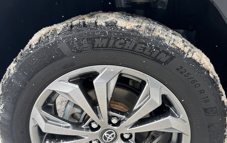 Toyota RAV4, 2023 год, 3 749 000 рублей, 12 фотография