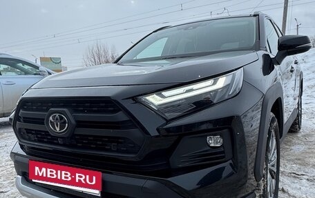 Toyota RAV4, 2023 год, 3 749 000 рублей, 4 фотография