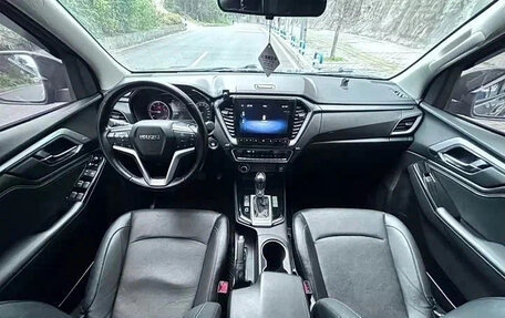 Isuzu D-Max, 2022 год, 9 фотография