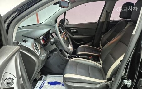 Chevrolet Trax, 2022 год, 1 060 000 рублей, 15 фотография