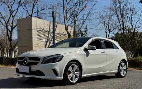 Mercedes-Benz A-Класс, 2018 год, 1 600 055 рублей, 1 фотография