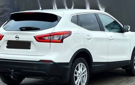 Nissan Qashqai, 2021 год, 1 900 000 рублей, 2 фотография