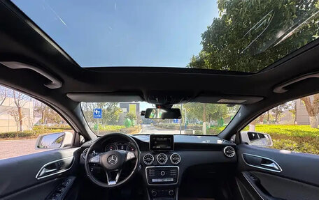 Mercedes-Benz A-Класс, 2018 год, 1 600 055 рублей, 19 фотография