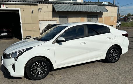 KIA Rio IV, 2020 год, 1 200 000 рублей, 3 фотография