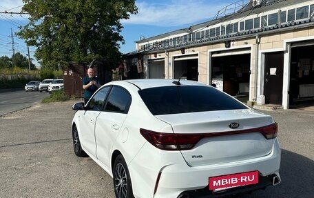 KIA Rio IV, 2020 год, 1 200 000 рублей, 5 фотография